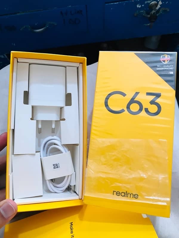 Realme C 63 8