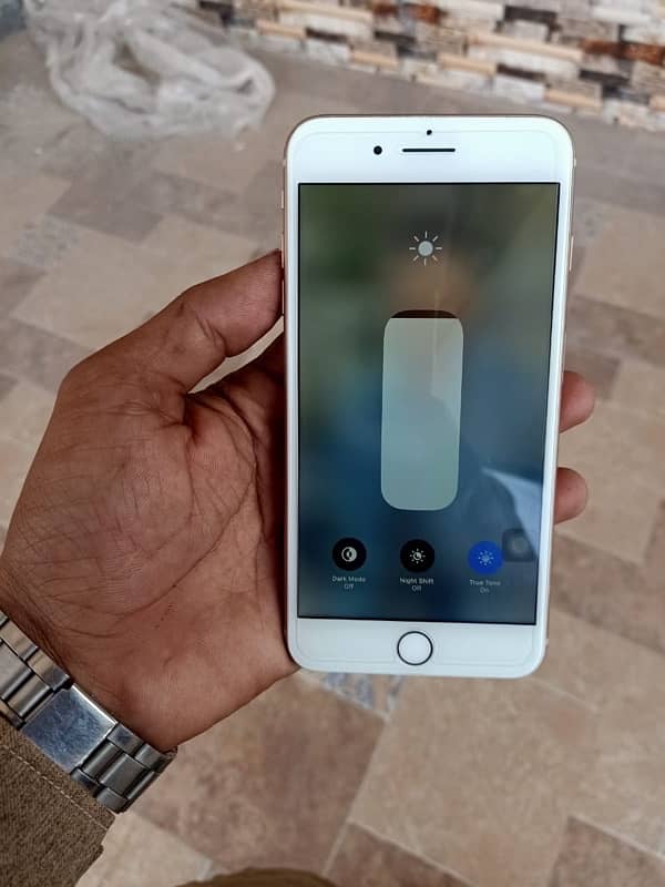 iphone 8 plus 64gb 10/10 condition pta aproved 4