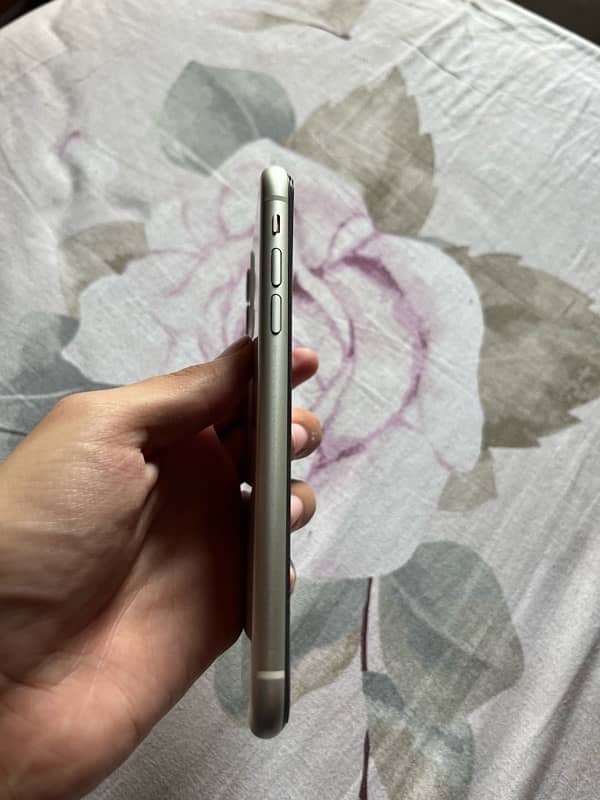 iphone 11 jv 128gb 6