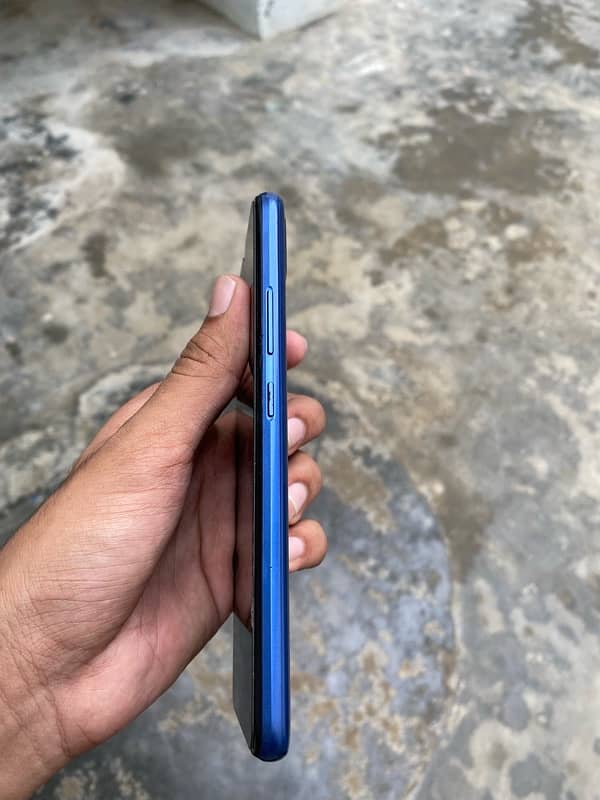 Realme C12 2