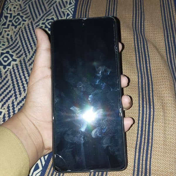 Infinix hot 40 8+8 , 256gb 0