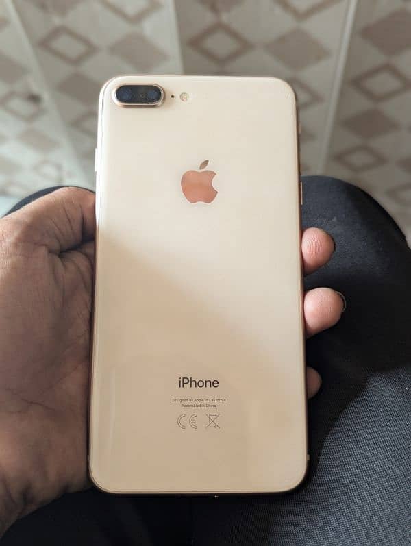 iphone8 plus 64GB 3