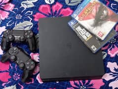 PS4 Slim Addition