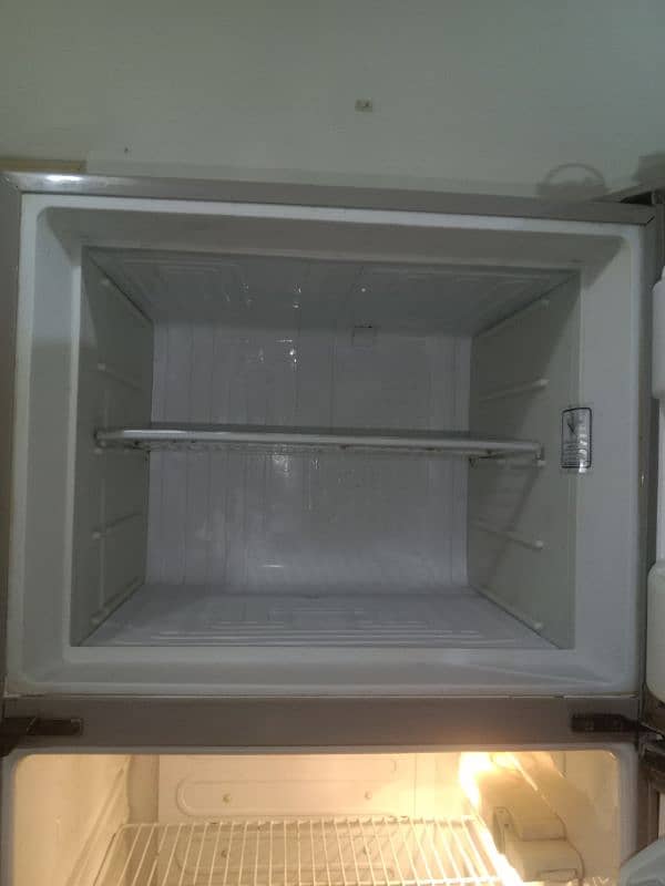 Dawlance Refrigerator 3