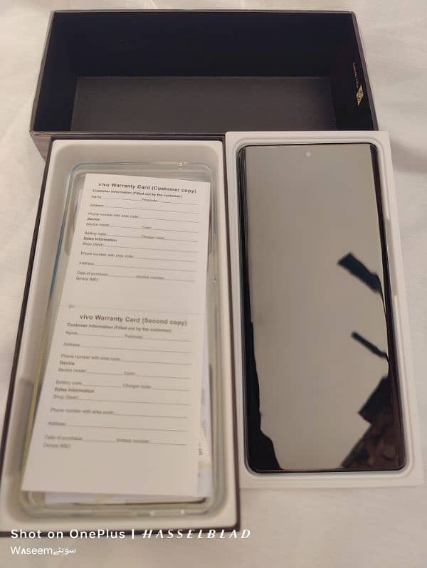 Vivo V30 (Model V2318) Waving Aqua 12GB 256GB 2