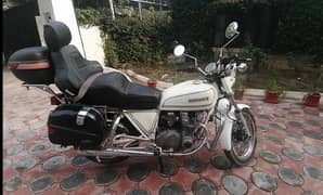 Suzuki GS 550L