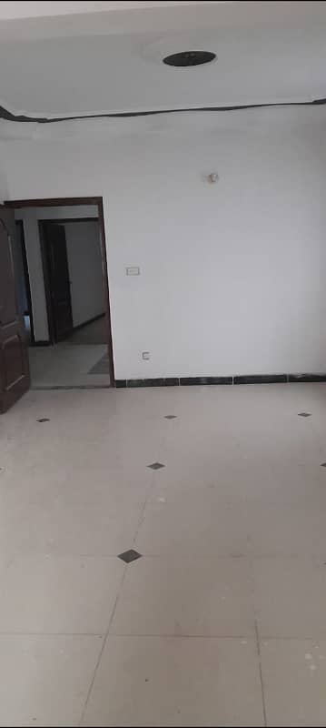 Kainat Estate: Independent House For Rent Available in Block L . 11