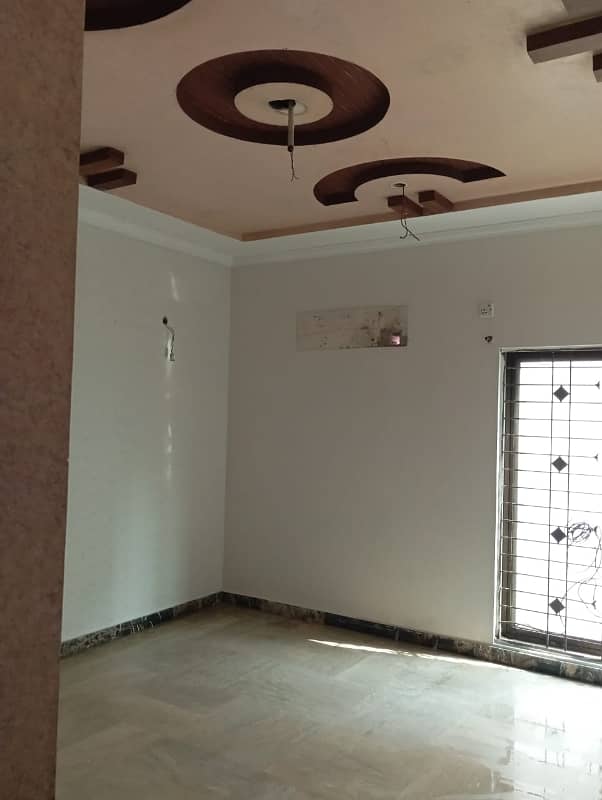 10 Marla Newly Renovated House For Rent 6