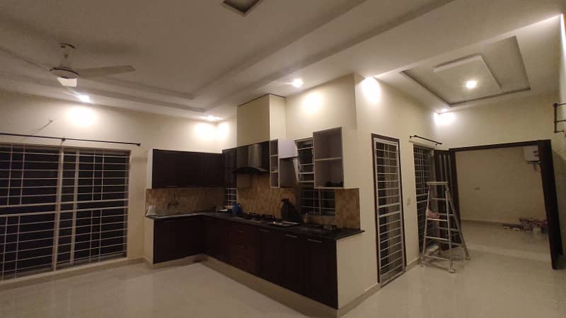 1 Kanal Upper Portion Available For Rent 2