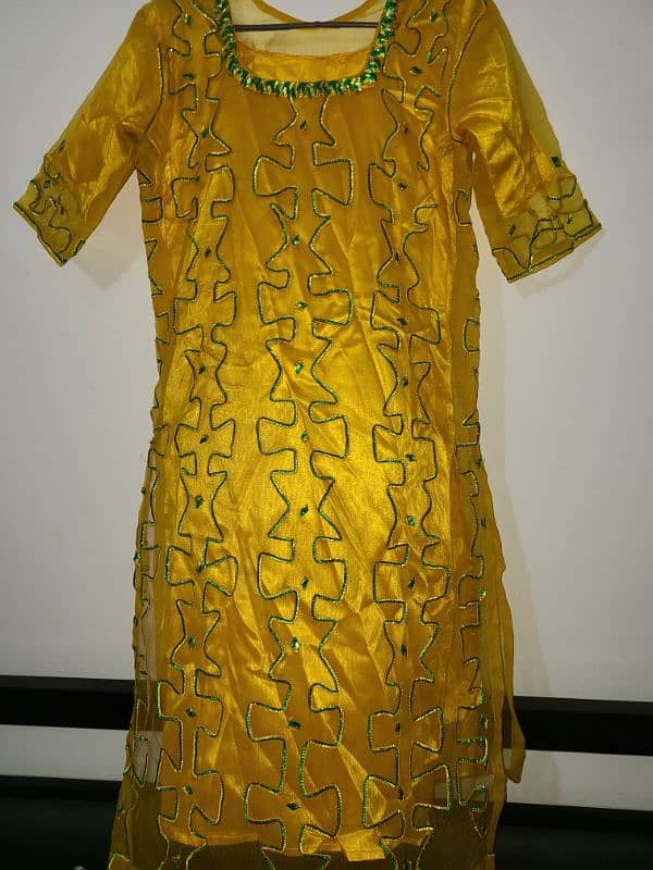 mehndi suit 1