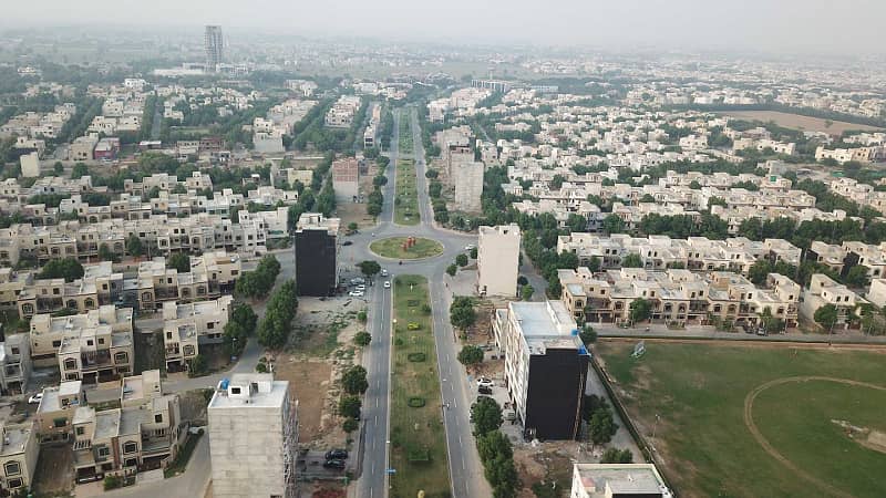 Prime 5 Marla Commercial Plot for Sale in Bahria Town, Lahore 46