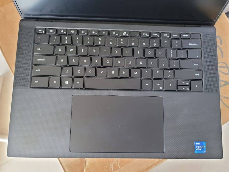 Dell Precision 5560,core i7,11th gen,16/512,4gb Graphic, A condition 2