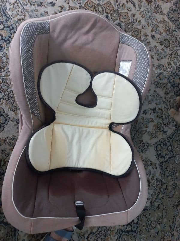 Car seat for upto 3 year olds 2