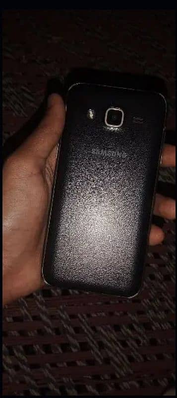 Samsung galaxy j2 just panel kharb hy or panel naya Daly ga 0