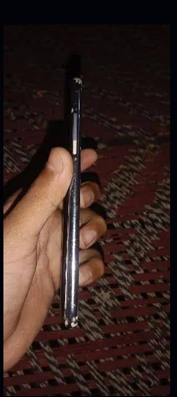 Samsung galaxy j2 just panel kharb hy or panel naya Daly ga 3