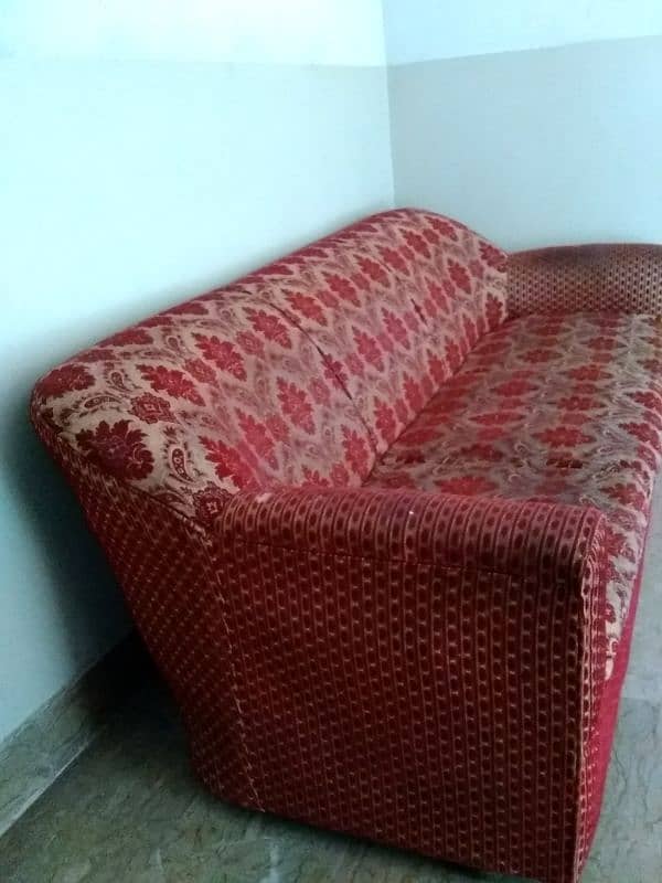 soffa for sell 3 seater 2