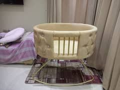 Baby cot/baby bed/baby swing bed Gold colour made it urgent sale