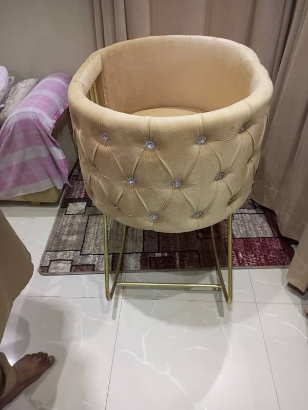 Baby cot/baby bed/baby swing bed Gold colour made it urgent sale 3