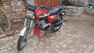 Honda cg 125 in Good Condition with All genuine parts and Complete Doc