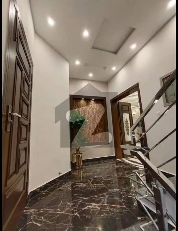 10 Marla Luxury Designer House For Sale In Bahria Orchard Phase 1. 12