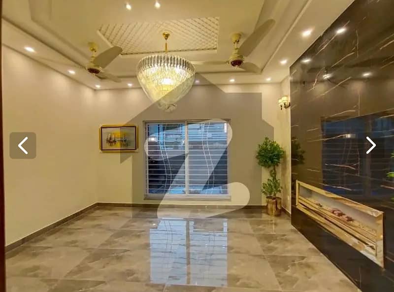 10 Marla Luxury Designer House For Sale In Bahria Orchard Phase 1. 24