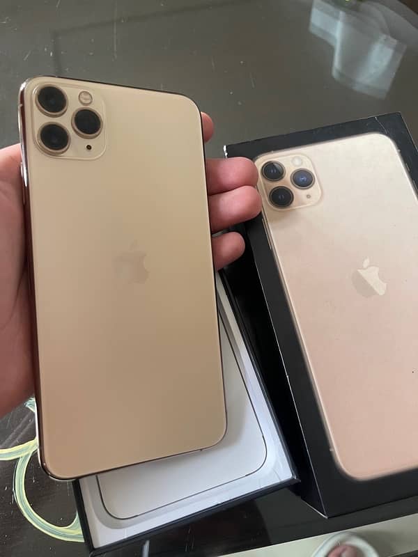 Iphone 11 pro max 256gb Pta approved 1