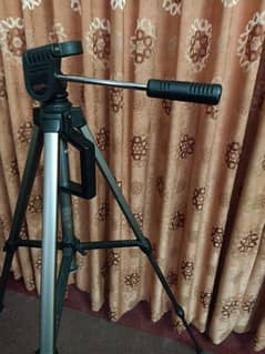 Tripod