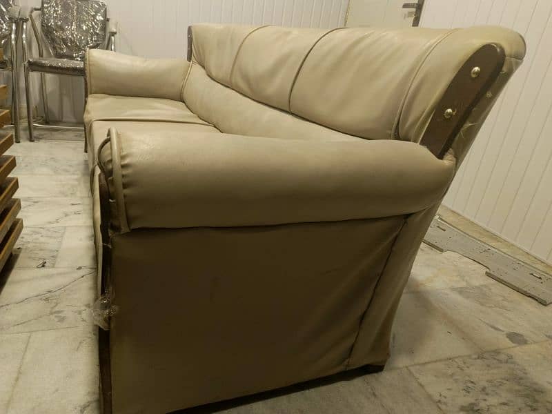 3 seater sofa 5