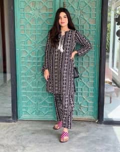 women's stitched lawn printed suits