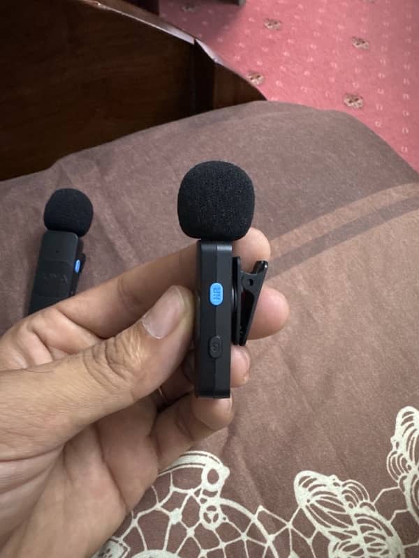 BOYA mic v2 double unit with charging cable 10/10 3