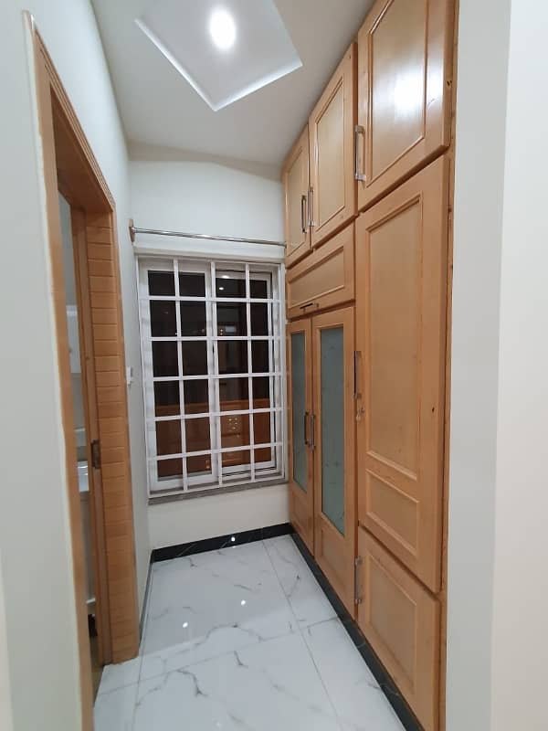 14 Marlas Tile Flooring Ground floor All Facilities Available G-13 16