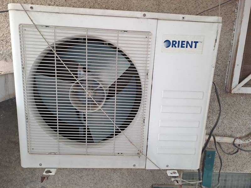 Used Split AC's 1.5 Tons for Sale, LG and Orient 3