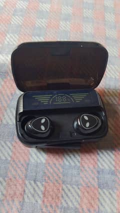 airbuds full ok condition