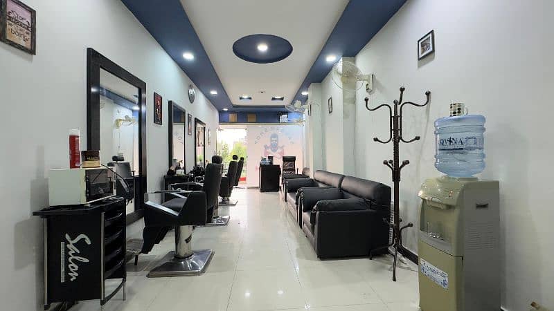 men's saloon gulbreg greens Islamabad 5