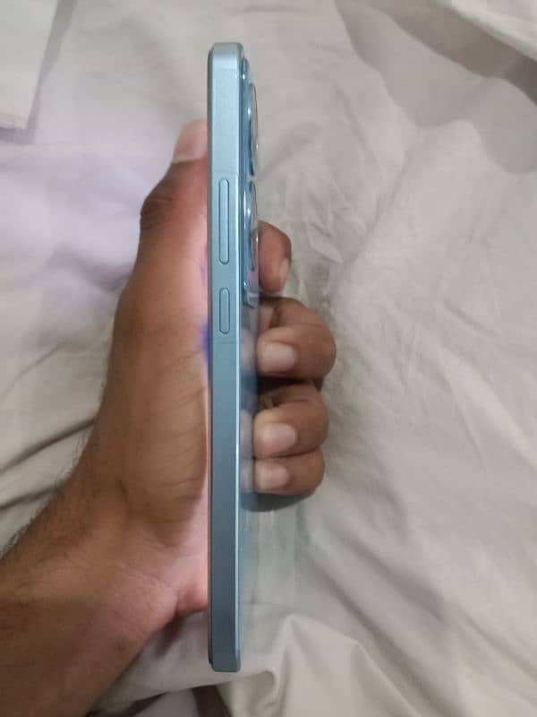 Oppo Reno 11f condition 10/10 in warranty 1