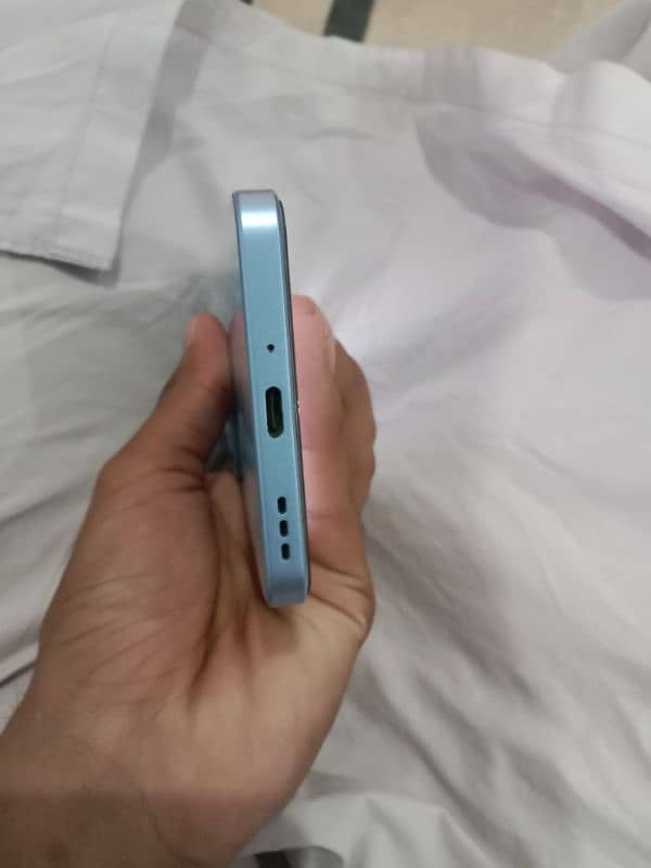 Oppo Reno 11f condition 10/10 in warranty 5