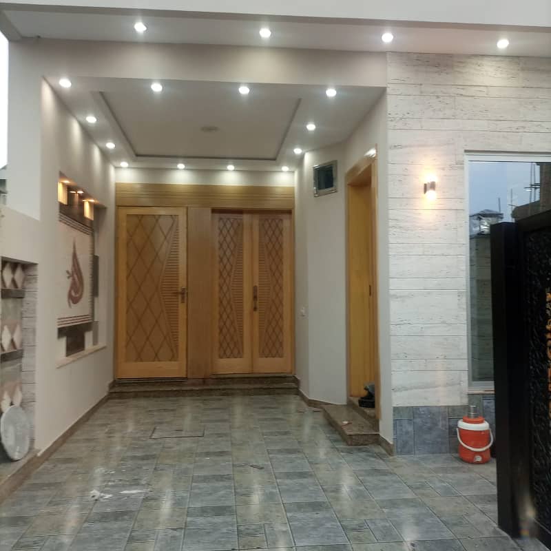 5 Master Bed 5 Marla Fully Luxury House For Sale On Block C In Etihad Town, Phase 1, Lahore 1