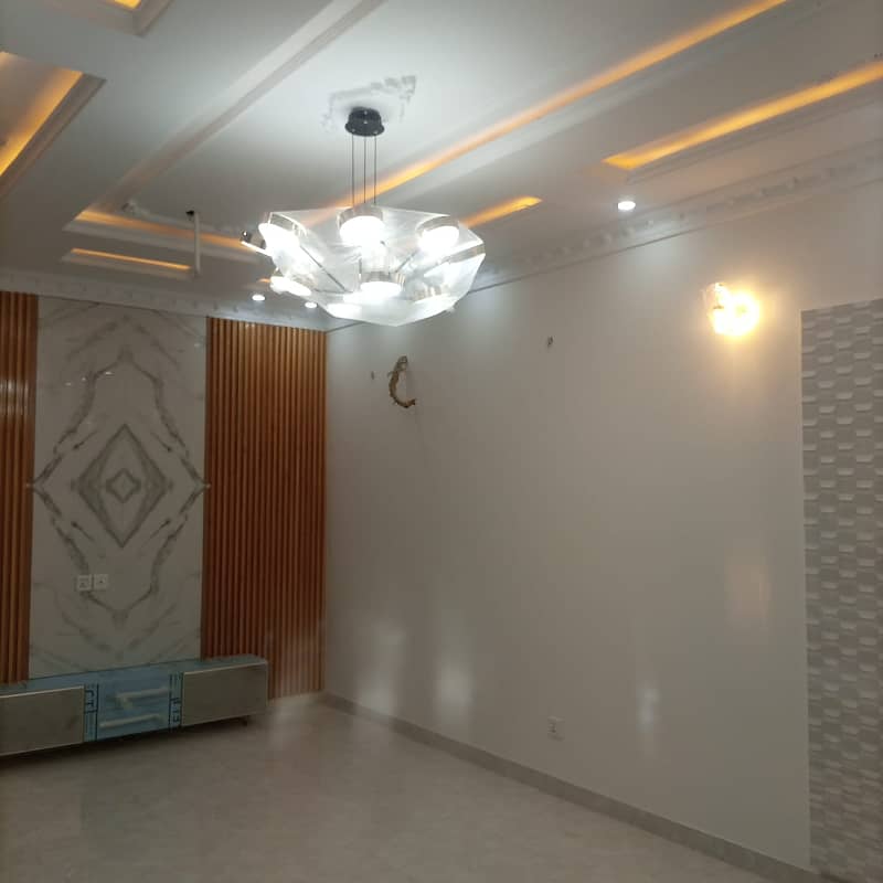 5 Master Bed 5 Marla Fully Luxury House For Sale On Block C In Etihad Town, Phase 1, Lahore 4