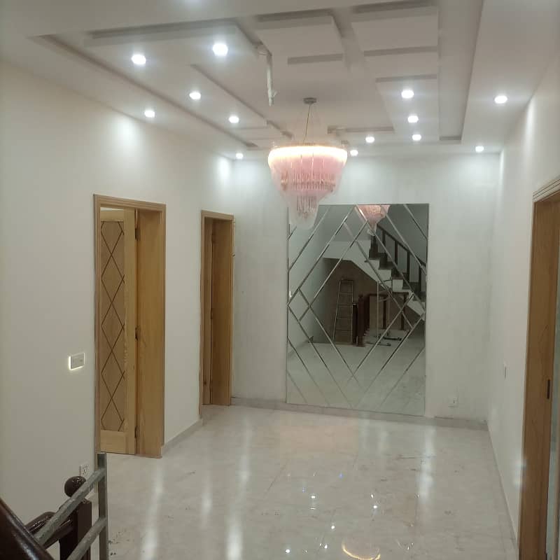 5 Master Bed 5 Marla Fully Luxury House For Sale On Block C In Etihad Town, Phase 1, Lahore 5