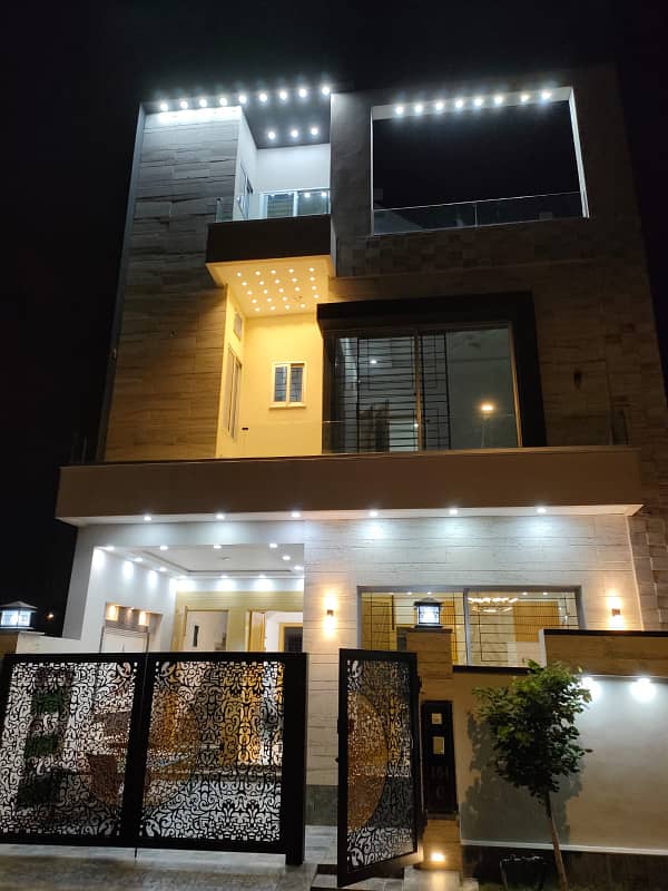 5 Master Bed 5 Marla Fully Luxury House For Sale On Block C In Etihad Town, Phase 1, Lahore 14