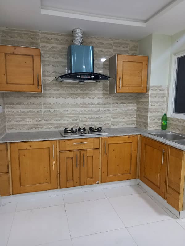 2 Bedroom Unfurnished Apartment Available For Rent in E/11/4 0