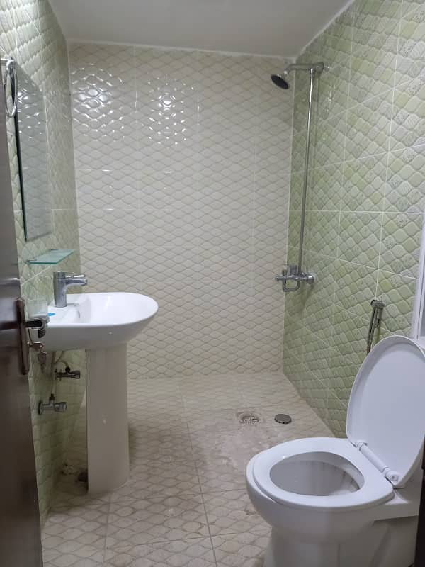 2 Bedroom Unfurnished Apartment Available For Rent in E/11/4 6