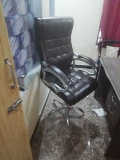 Good condition ofice Furniture