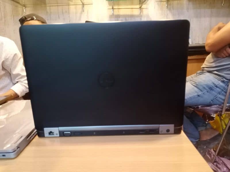 DELL LATITUDE 5470 I7 6TH GEN 1