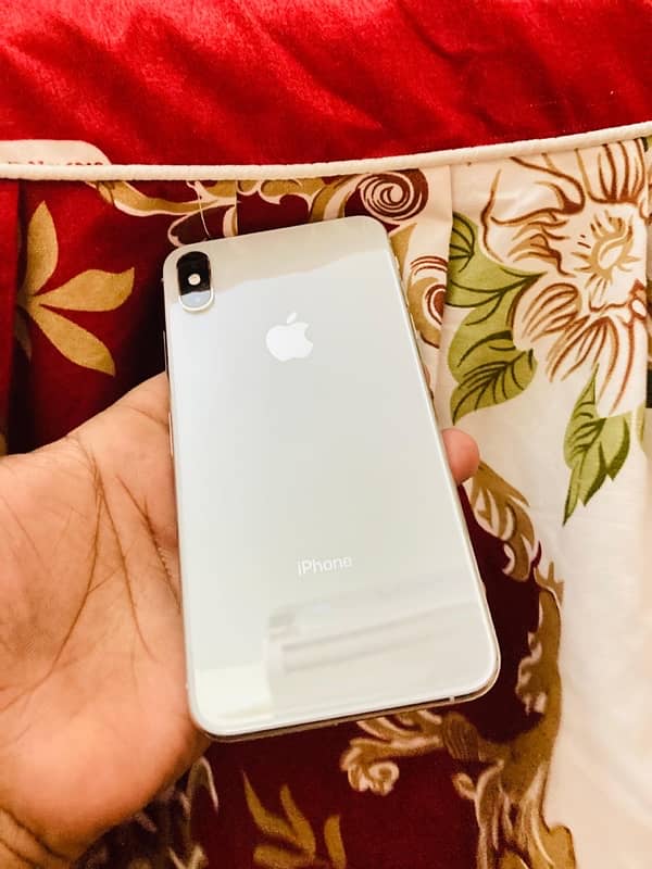 iphone xsmax 256gb( bypass) 0