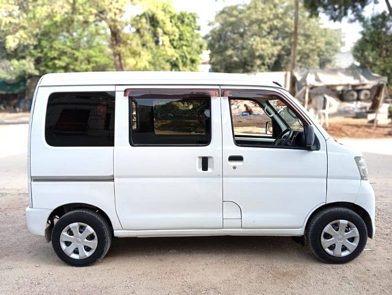 Daihatsu Hijet 2013/2018 1