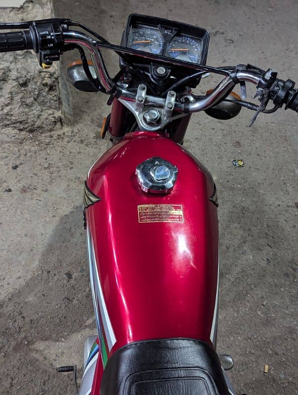 Honda 125 _2022 k last month or last week ki h un-registerd h 5