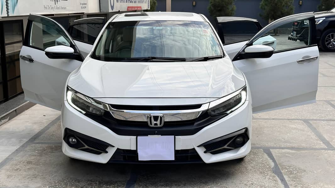 Honda Civic Oriel 2017 Honda Civic Oriel 1.8 i-VTEC CVT 12