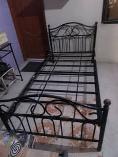 beautiful iron beds 0