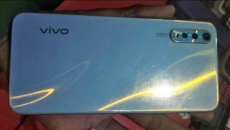 vivo s1 just mobile and original charger 2